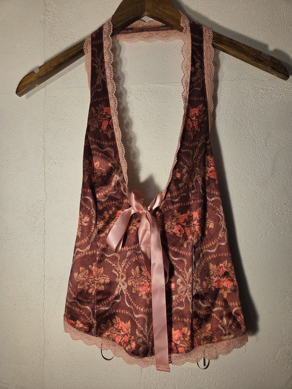 Urban Outfitters Satin Floral Lace Halter Tie Front Top Brown Pink S - Picture 3 of 6
